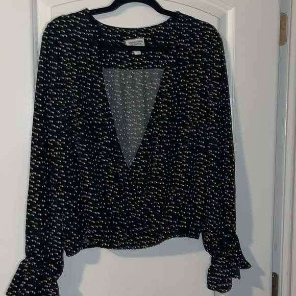 Polka Dot wrap blouse - Picture 5 of 7